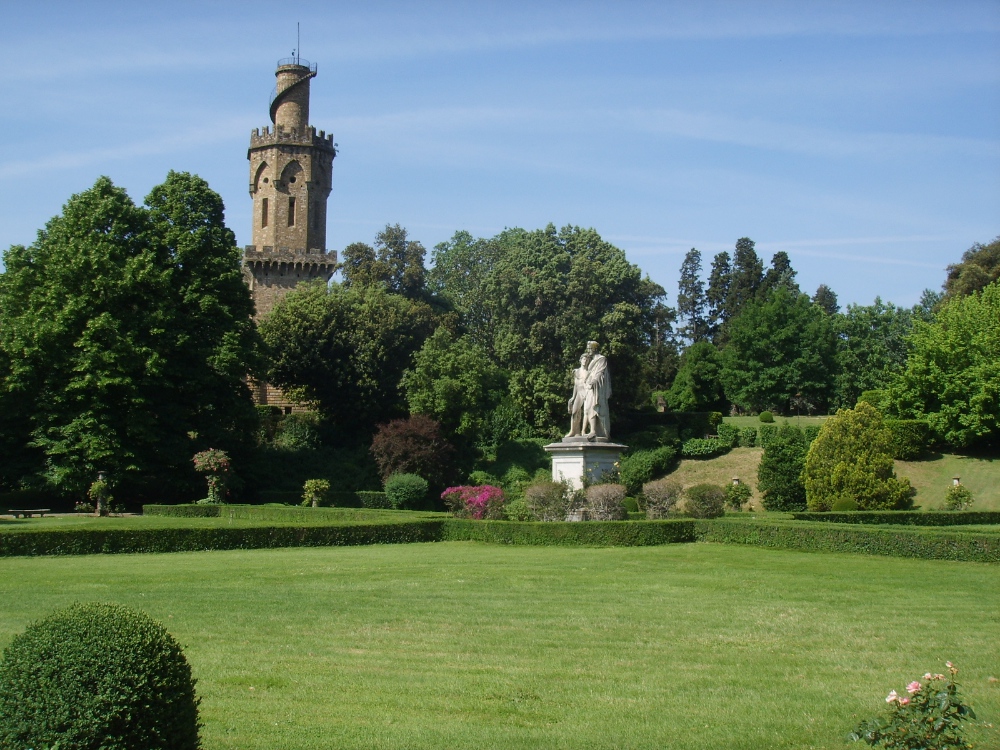 La tour dans les Jardins de Torrigiani