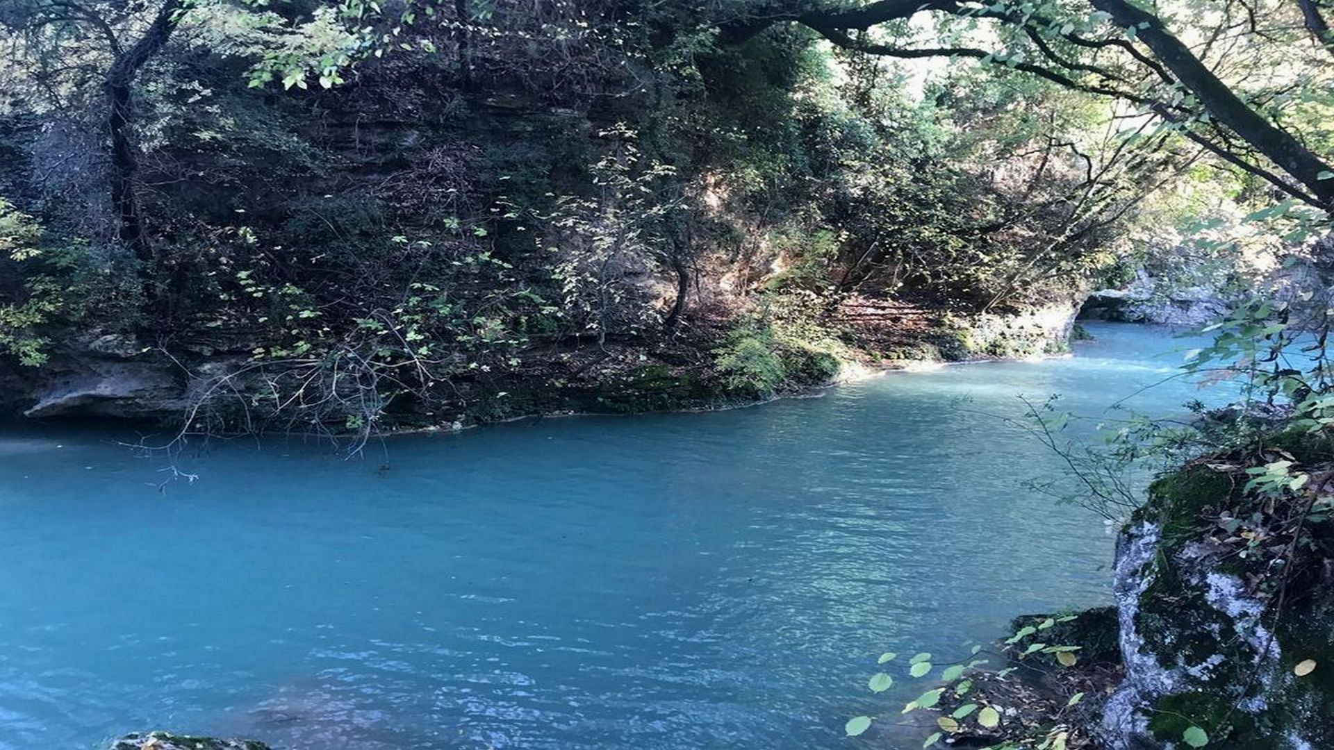 Trekking a Colle Val d'Elsa lungo il fiume Azzurro