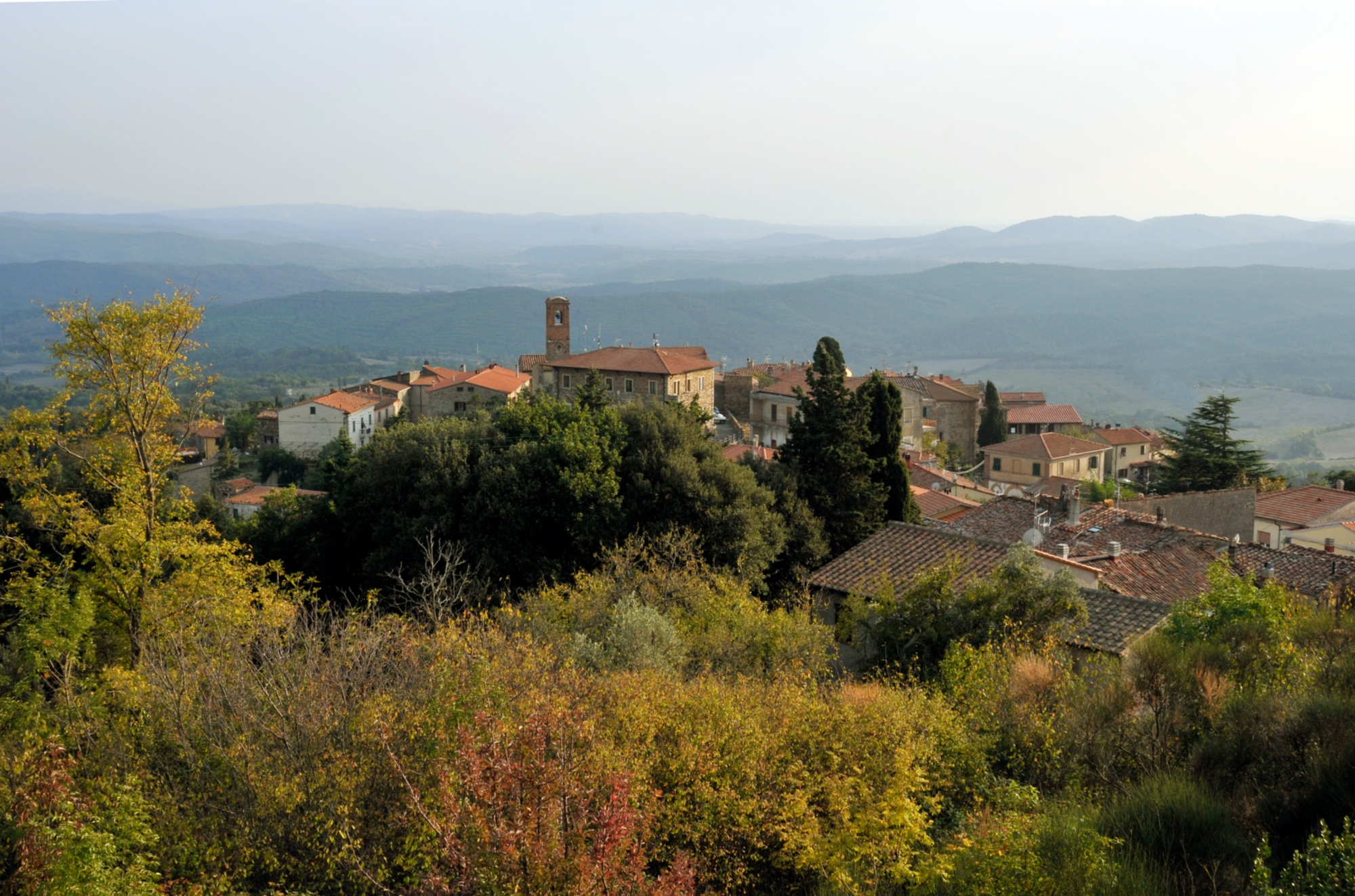 Vue de Monteverdi Marittimo et de ses environs