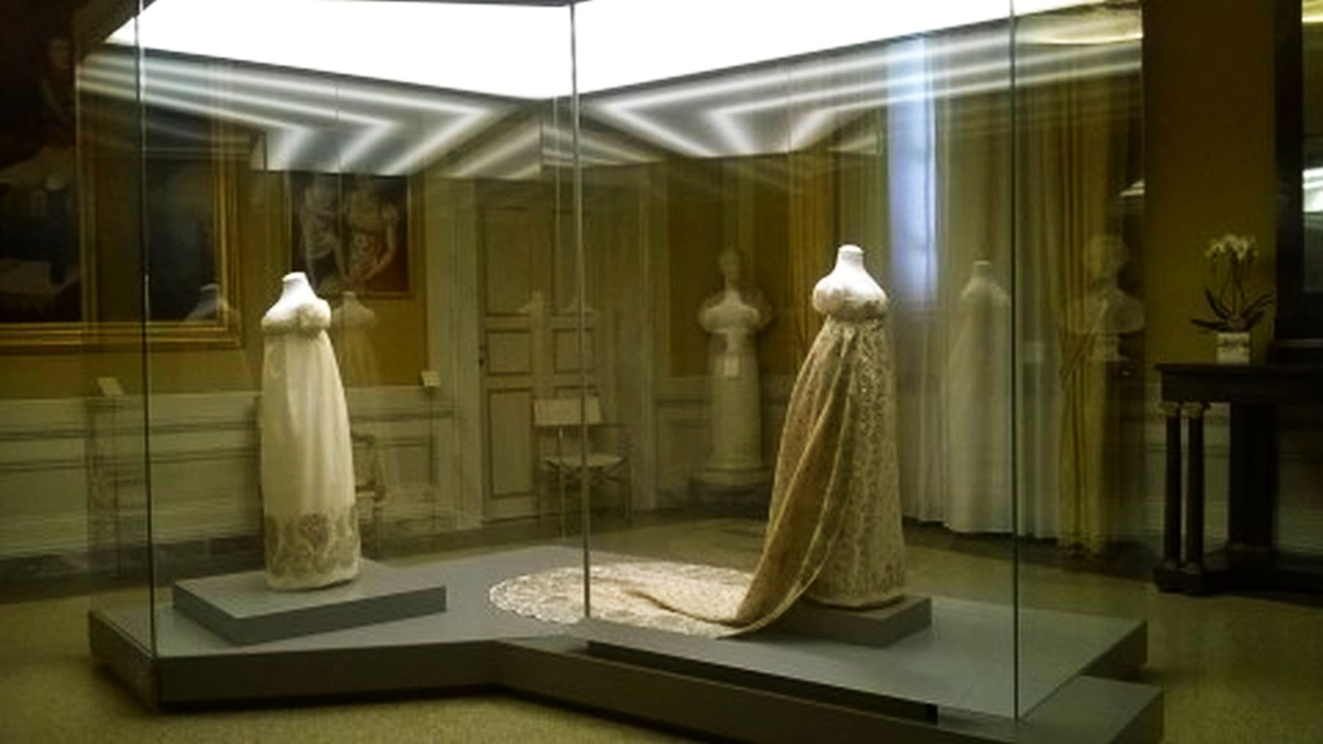 Les robes impériales du Palazzo Mansi