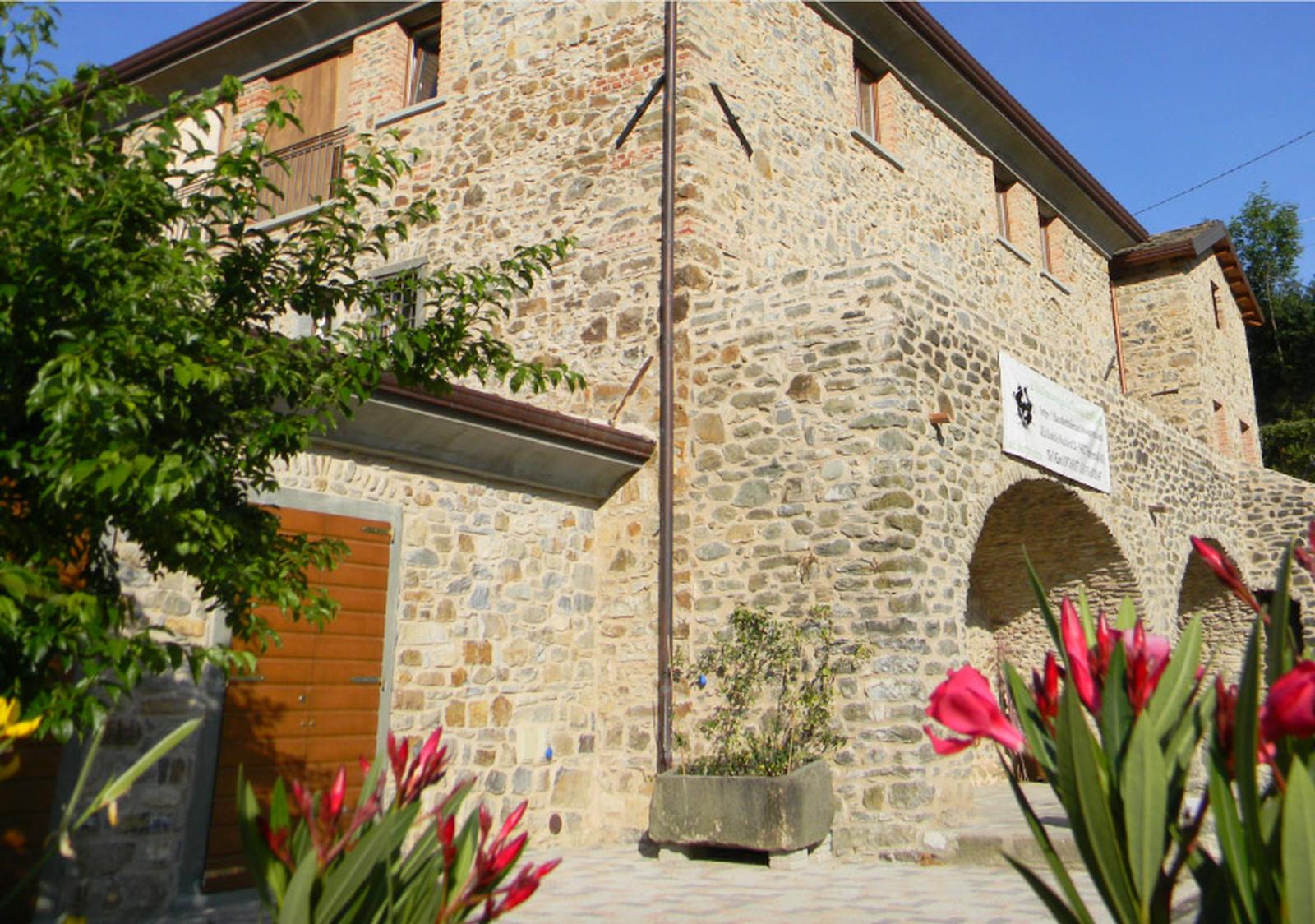 Ingresso Agriturismo Lucchetti Ferrari vacanza a Pontremoli