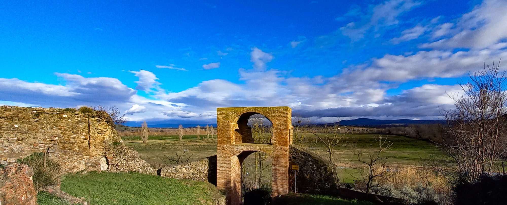 Istia d'Ombrone la portaccia (porte)