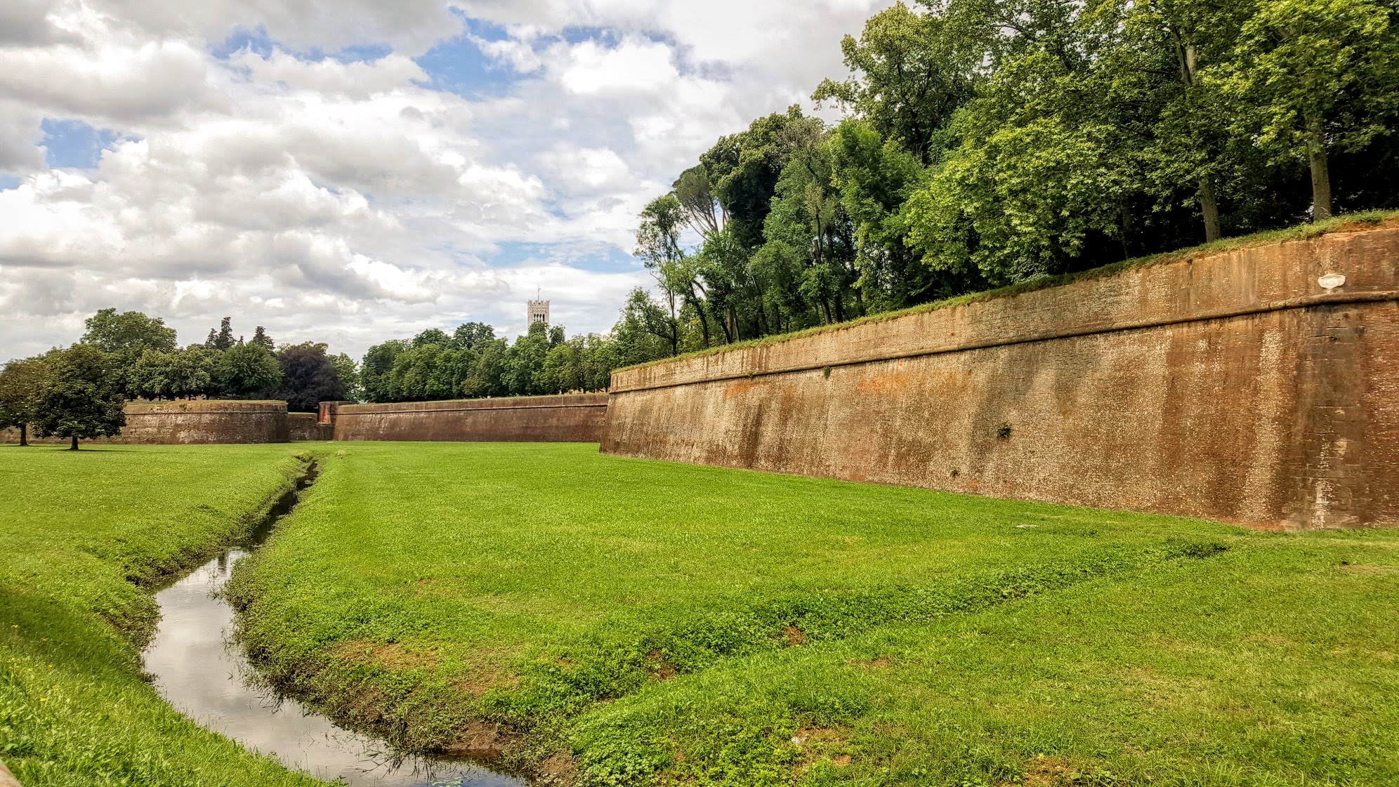 Les murs de Lucques