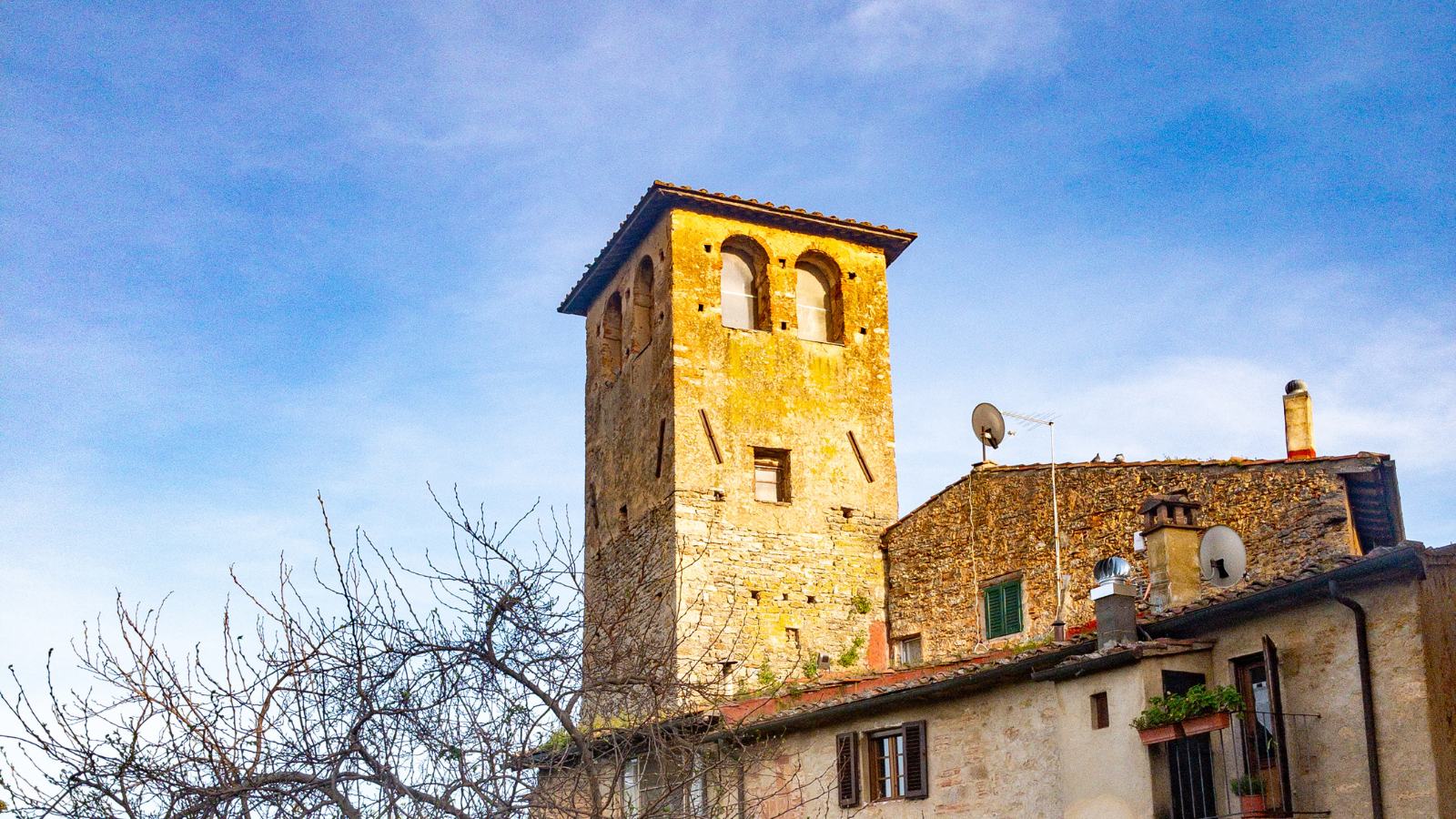 tour de guet médiévale casciana terme