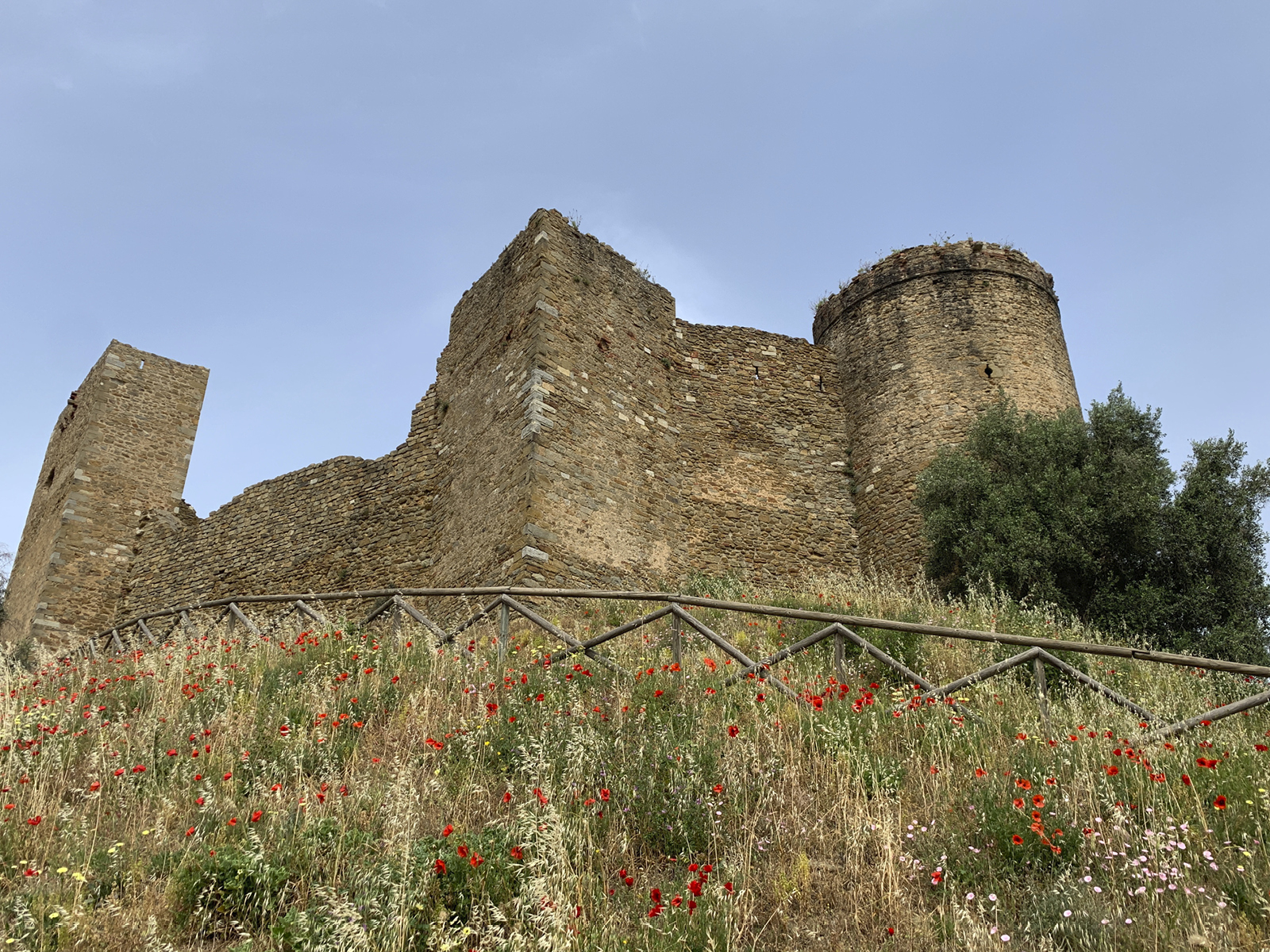 La Rocca Pisana de Scarlino