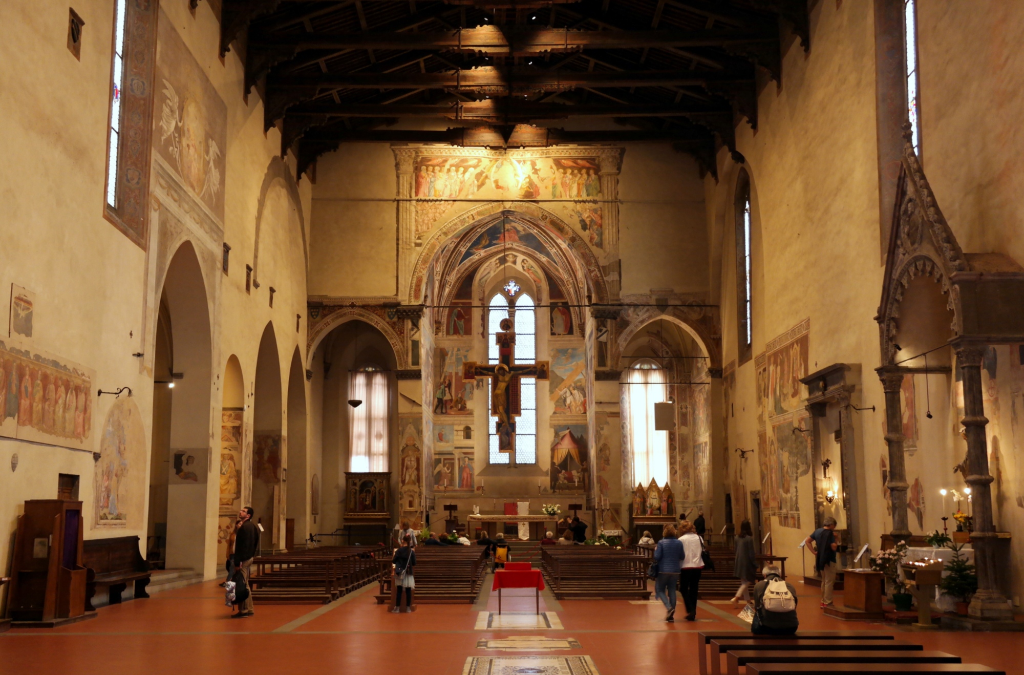 L'intérieur de la Basilique de San Francesco