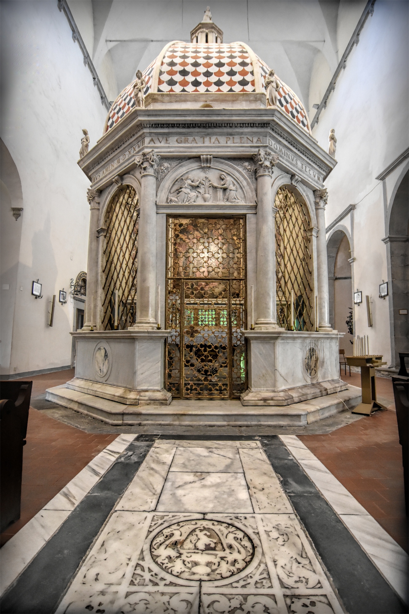 Santissima Annunziata, Pontremoli, temple de Sansovino