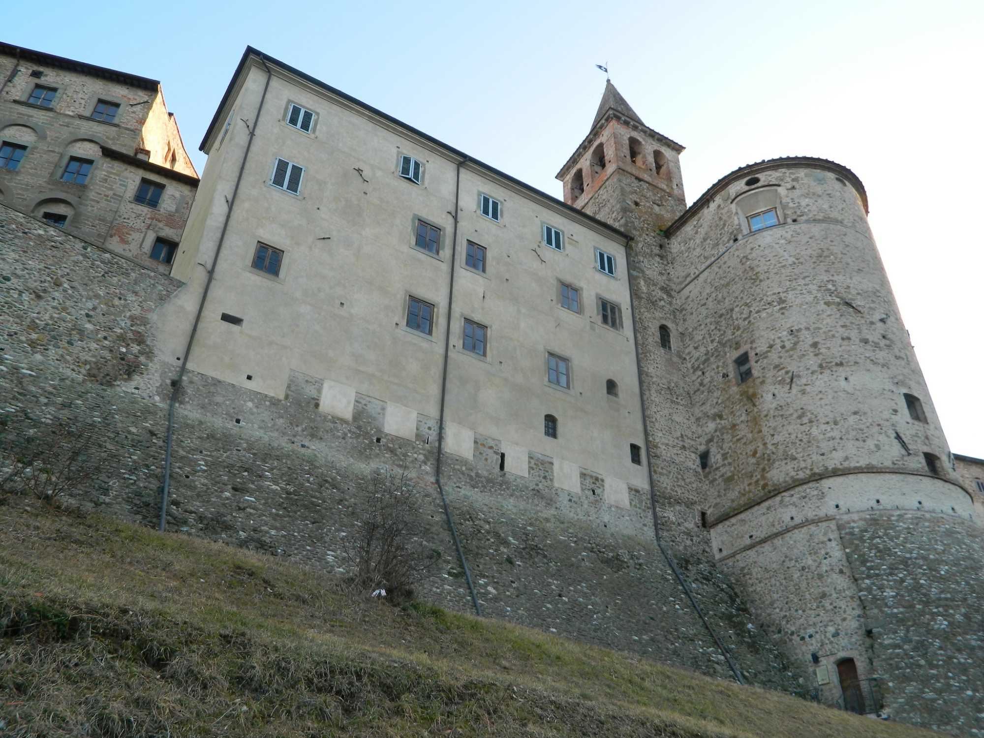 L’Ancienne Via di Ronda et le donjon