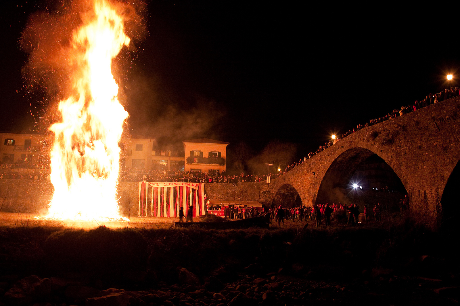 Festivals du feu, Pontremoli