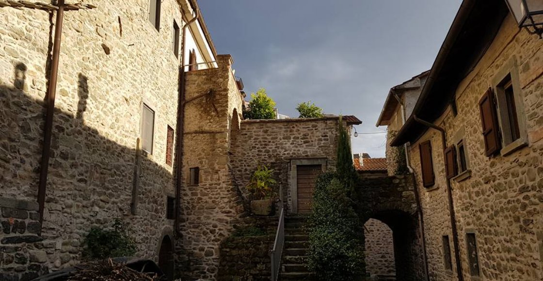 Borgo di Ponticello, nei dintorni di Filattiera