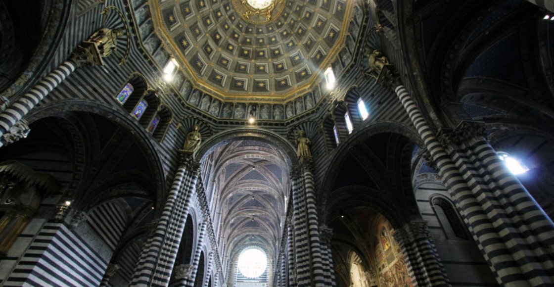 Dentro al Duomo di Siena