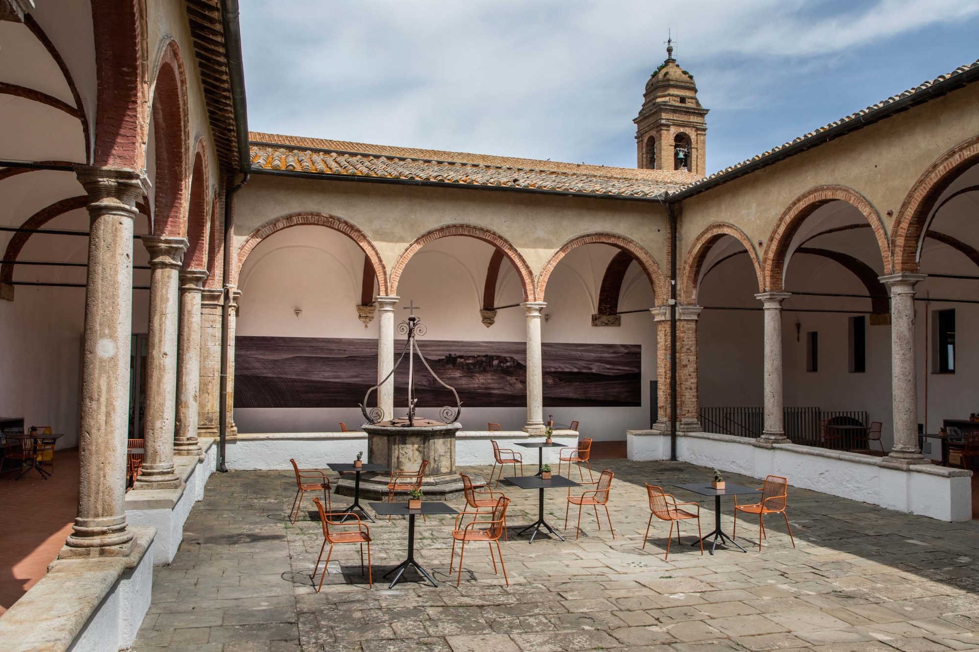 Cloître Enoteca