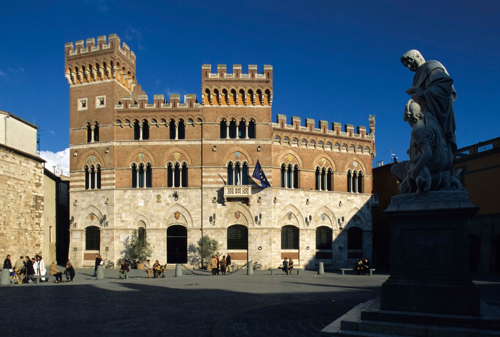 Piazza Dante, Grosseto