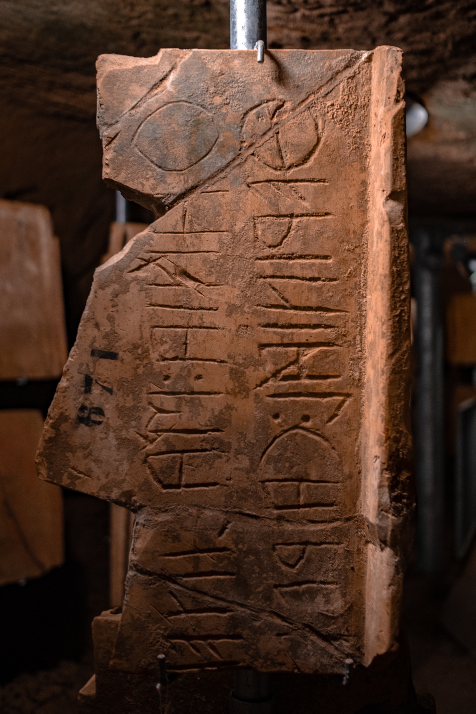 Inscriptions étrusques, Ville souterraine de Chiusi