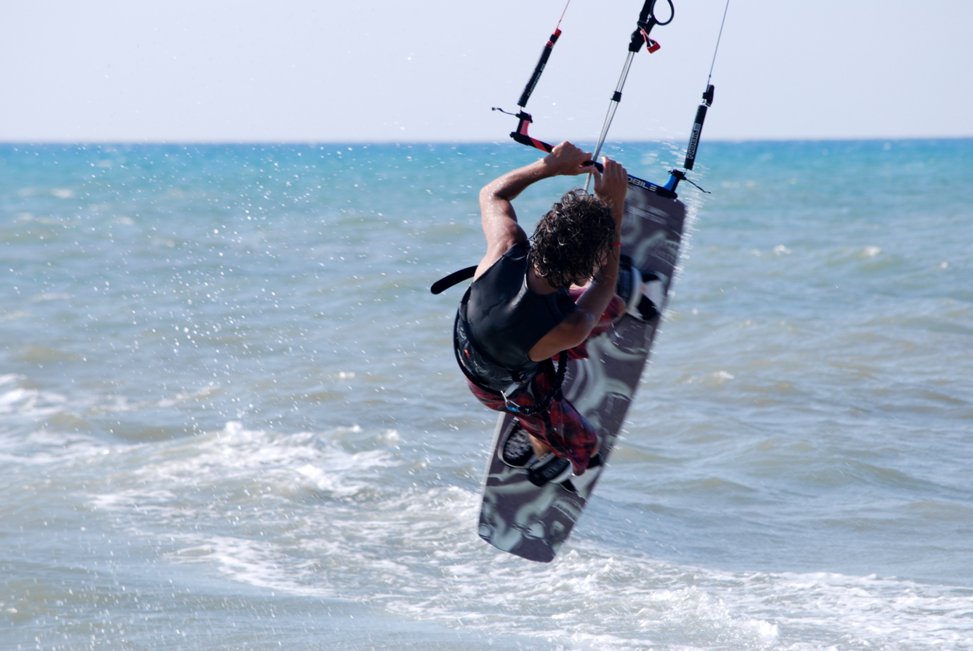 Planche aérotractée à Marina di Castagneto