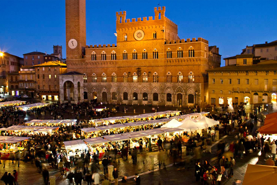 Mercato nel Campo à Sienne