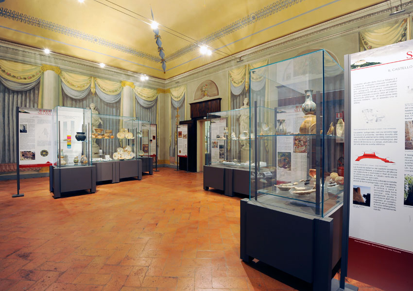 Maison Bicocchi et exposition Guerrieri e Artigiani à Pomarance