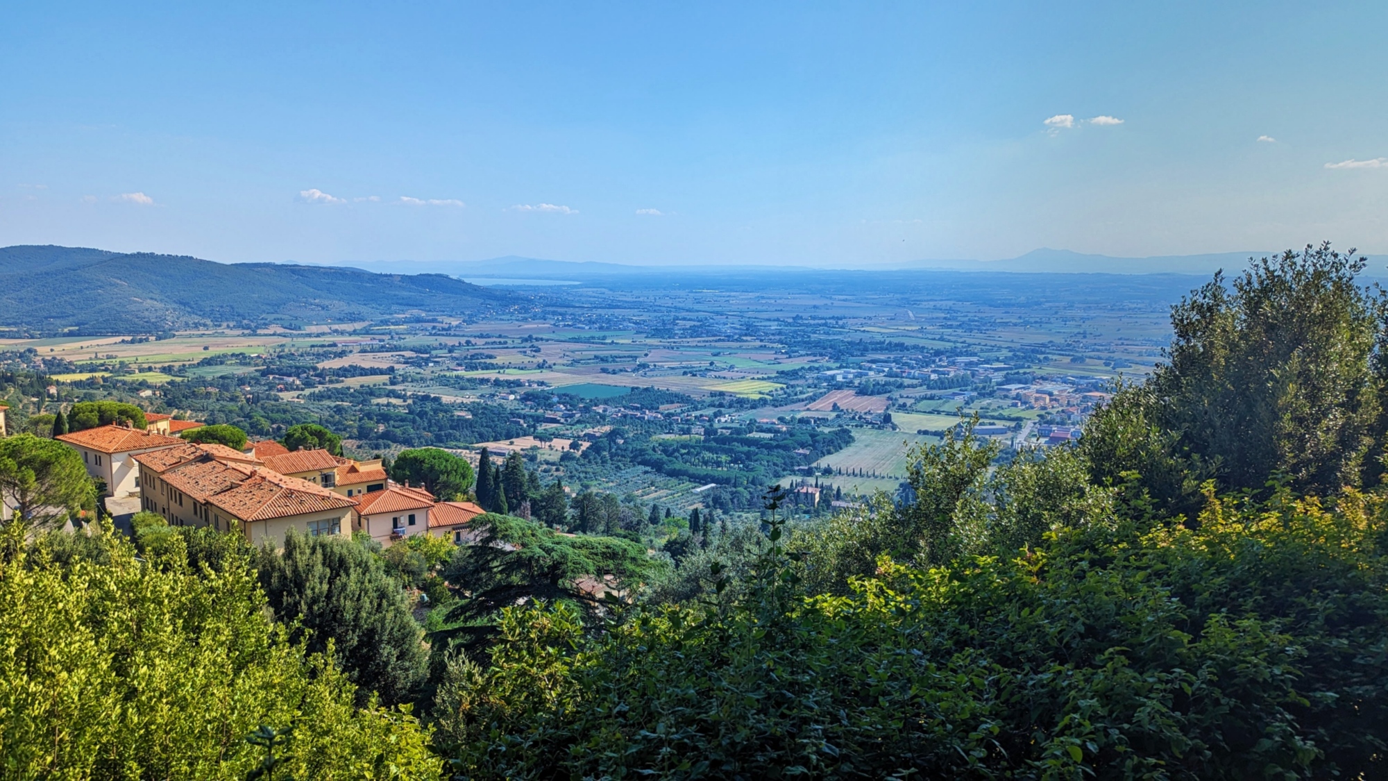 Vue de la campagne depuis la Piazza Garibaldi