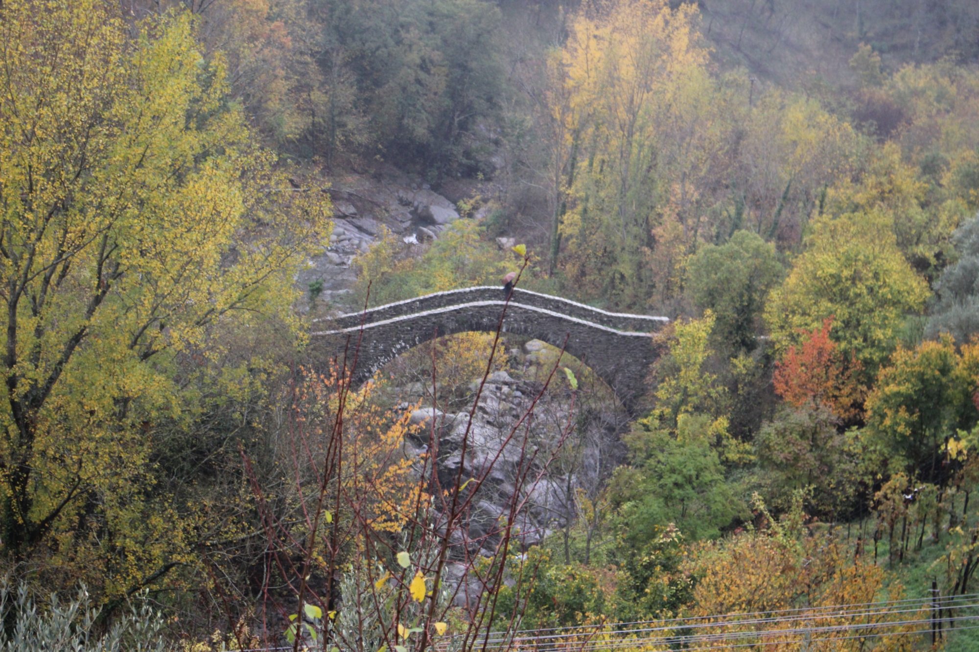 Pontremoli, Pont de la Vallée Obscure