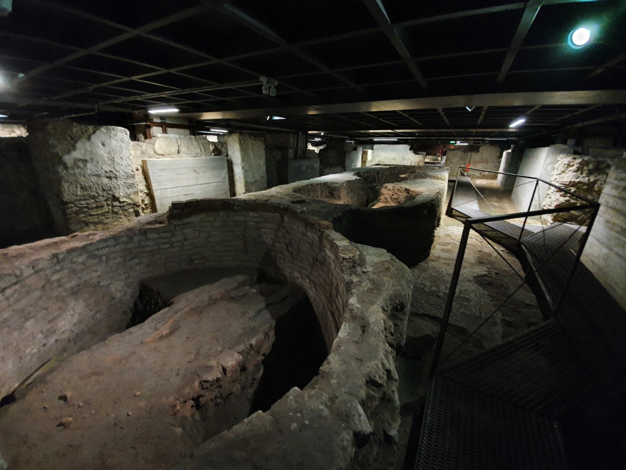 Fouilles archéologiques - Église Santi Giovanni e Reparata