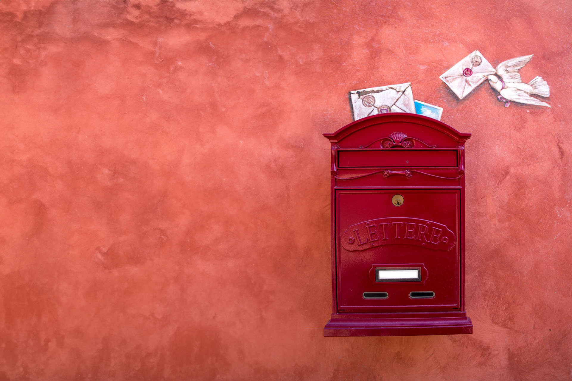 Une boîte aux lettres en Toscane