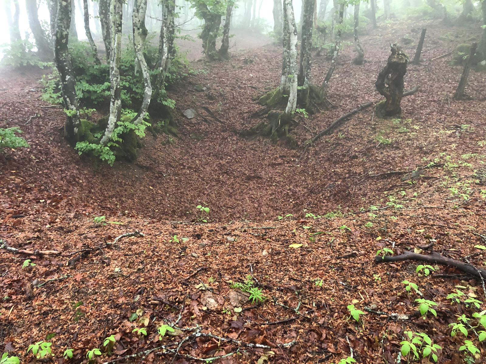 Une ancienne tranchée dans les Alpes de Catenaia